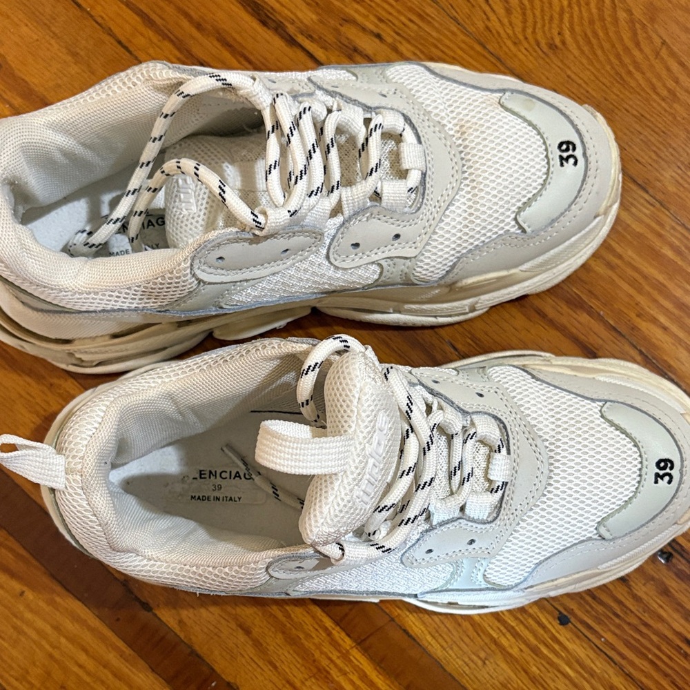 Balenciaga Cream and Gray Chunky Sneakers